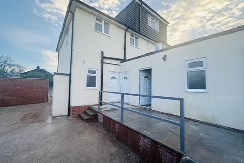 Quinton Road West, Birmingham, West Midlands, B32