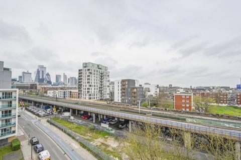 Flat 13, Warwick Apartments, 132 Cable Street, London, E1 8NU