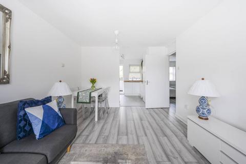 19 John Rennie Walk, London, E1W 3RN