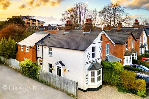 3 bedroom semi-detached house for sale, Course Road, ASCOT