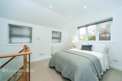 1 Course Road, Ascot, SL5 7HQ