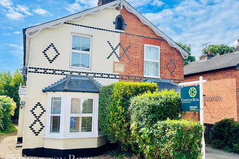 3 bedroom semi-detached house for sale, Course Road, Ascot