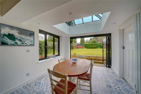 4 bedroom detached house for sale - Middle Drive, Cofton Hackett, Birmingham, Worcestershire, B45