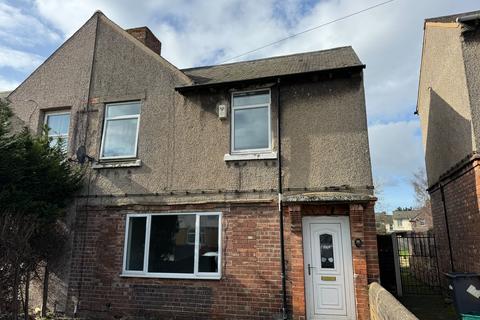 3 bedroom semi-detached house to rent, Paxton Avenue, Carcroft, Doncaster