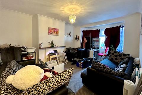 2 bedroom flat for sale - 361A Perwell Court, Alexandra Avenue, Harrow, Middlesex, HA2 9ED