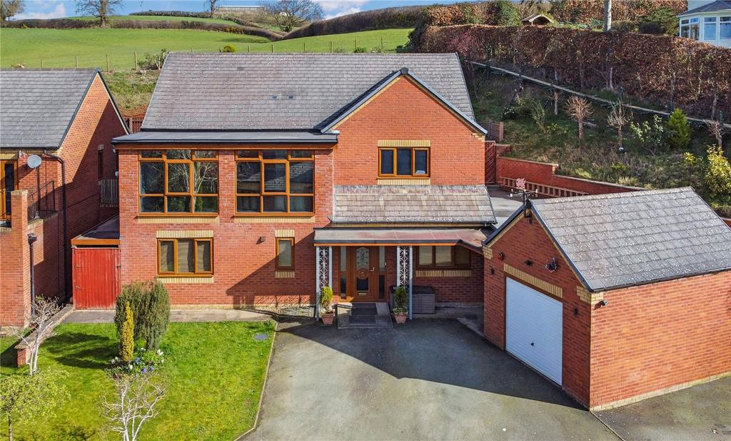 Oak View, Sarn, Newtown, Powys, SY16 4 bed detached house for sale £445,000