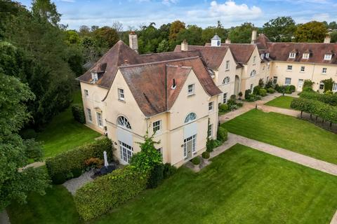 4 bedroom end of terrace house for sale - The Stables, Lechlade, Gloucestershire, GL7