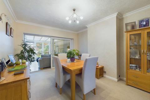 3 bedroom semi-detached house for sale - Sea Lane, Goring-by-sea, Worthing, BN12