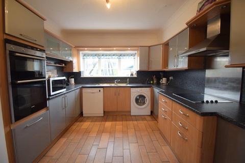 undefined, Frinton-on-Sea CO13