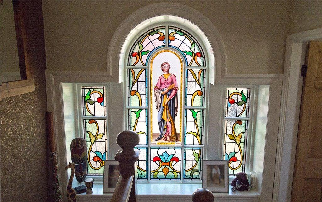 Feature Window