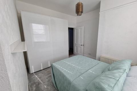 2 bedroom flat to rent, 75 Clifton Road, Aberdeen, AB24 4RN