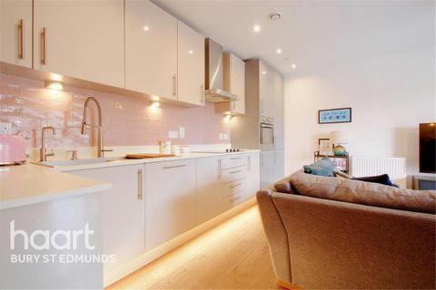2 bedroom flat to rent, Harland Court, Bury St Edmunds