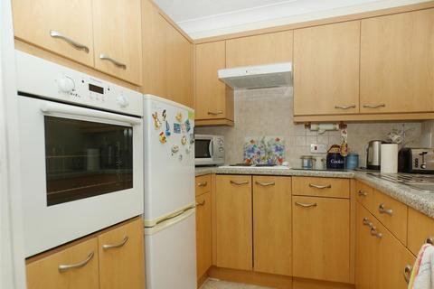 1 bedroom apartment for sale, Roby Court, Huyton, Liverpool