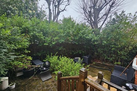 1 bedroom flat to rent, Hornsey Lane Gardens, Highgate, N6