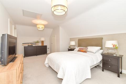 2 bedroom maisonette for sale, Clay Lane, Chichester, West Sussex