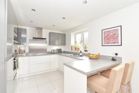 2 bedroom maisonette for sale, Clay Lane, Chichester, West Sussex