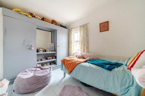 3 bedroom semi-detached house for sale, Barnards Green,  Malvern,  WR14