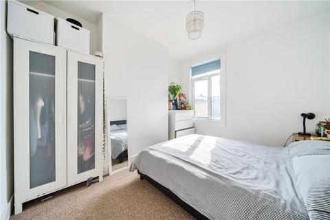 1 bedroom apartment for sale - Millais Road, Leytonstone, London