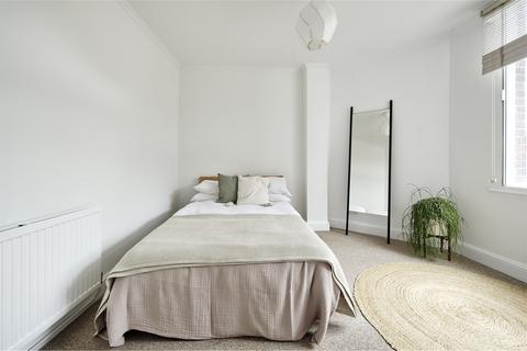 1 bedroom flat for sale, Hobson House, Notting Hill Gate, London, W11