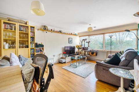 36, Chichester Court Chessington Road, Ewell, Epsom, KT17 1TP