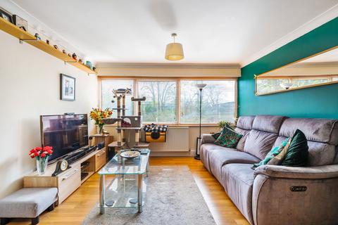 36, Chichester Court Chessington Road, Ewell, Epsom, KT17 1TP