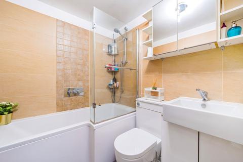 36, Chichester Court Chessington Road, Ewell, Epsom, KT17 1TP
