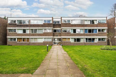 36, Chichester Court Chessington Road, Ewell, Epsom, KT17 1TP