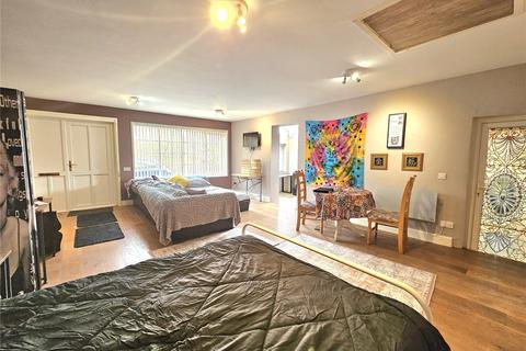 4 bedroom bungalow for sale - Blandford Road, Shillingstone, Blandford Forum, Dorset, DT11