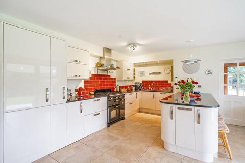 5 bedroom detached house for sale, Chilworth Road, Chilworth, Southampton, Hampshire, SO16