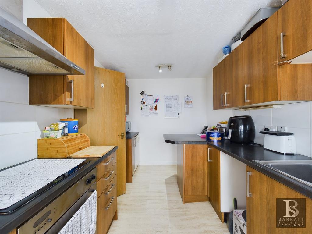 13 Cherry Lane, West Drayton UB7 2 bed apartment for sale £265,000