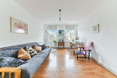 9 Pickering Close, London, E9 7AW