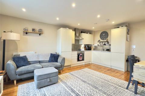 2 bedroom flat for sale, Horizon House, Azalea Drive, Swanley, Kent, BR8
