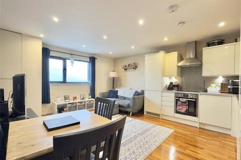 2 bedroom flat for sale - Horizon House, Azalea Drive, Swanley, Kent, BR8
