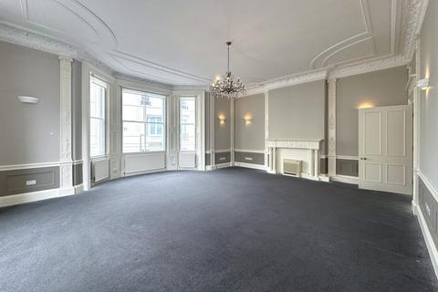 Office to rent, Office (E Class) – 81 Cromwell Road, London, SW7 5BW