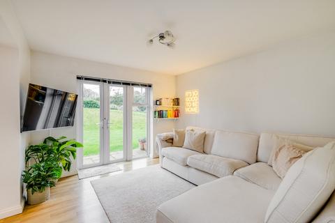 2 bedroom apartment for sale - Twin Foxes, Woolmer Green, Hertfordshire, SG3