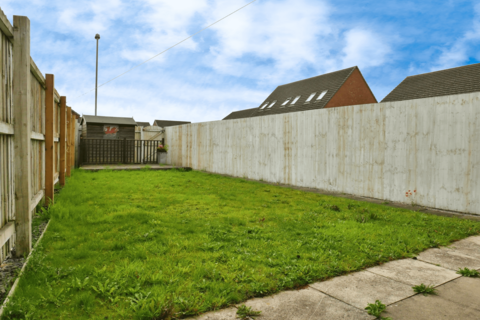 3 bedroom semi-detached house for sale, Lamberton Drive, Brymbo, LL11