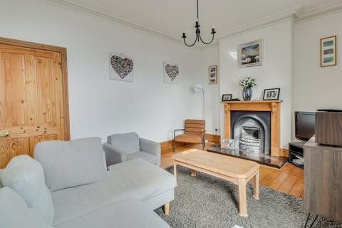 4 bedroom terraced house for sale, Hopwood Bank, Horsforth, Leeds, West Yorkshire, LS18