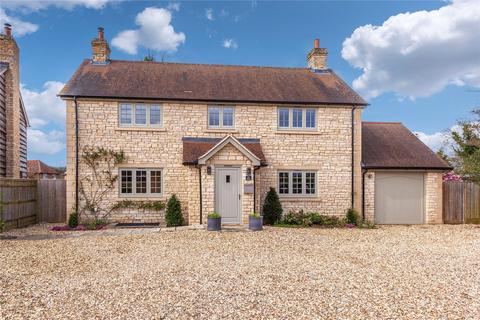 4 bedroom detached house to rent, Henley-on-Thames, Oxfordshire RG9