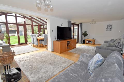 4 bedroom detached house for sale, Stoke Row RG9