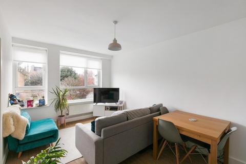 1 bedroom flat for sale - Clifford Court, 2 Heathfield Road, London
