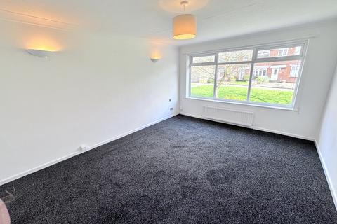 2 bedroom flat to rent - Leasyde Walk, Whickham NE16