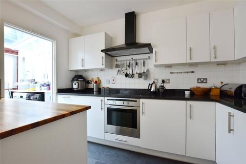 3 bedroom semi-detached house to rent - Foxes Dale, London, SE3