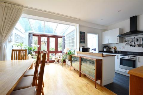 3 bedroom semi-detached house to rent, Foxes Dale, London, SE3
