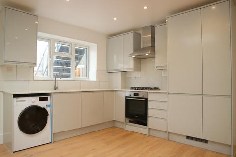 1 bedroom flat to rent, Kingston upon Thames, KT2