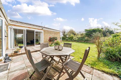 4 bedroom detached house for sale - Channel View, Pagham, PO21