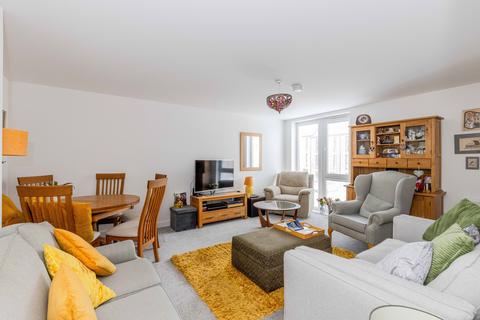 1 bedroom flat for sale, 6/2 Cunningham Square, Portobello, Edinburgh EH15 1BF