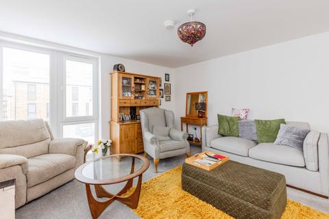 1 bedroom flat for sale, 6/2 Cunningham Square, Portobello, Edinburgh EH15 1BF