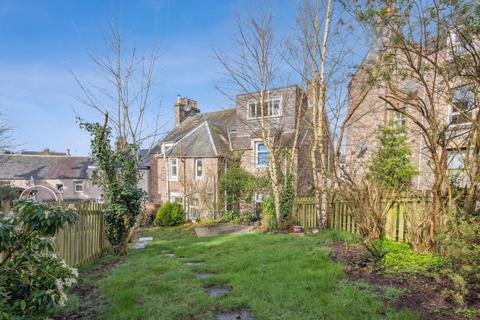 4 bedroom terraced house for sale, Burrell Square, Crieff, Perthshire, PH7 4DP