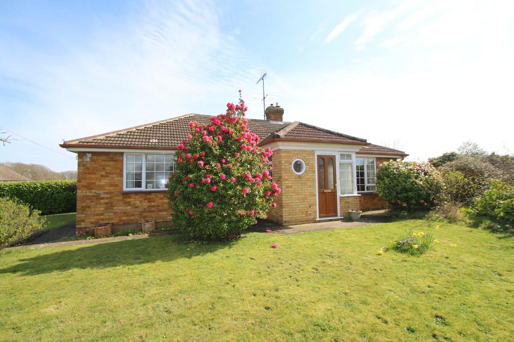 St. Michaels, Tenterden TN30 3 bed detached bungalow for sale £425,000