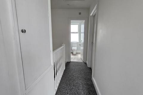 2 bedroom flat to rent, London Road, Brighton, BN1